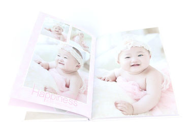 Luxury Artwork Albums สัมผัสนุ่มนวล Pearlized Bopp Film ความสว่างสูงเป็นมิตรกับสิ่งแวดล้อม