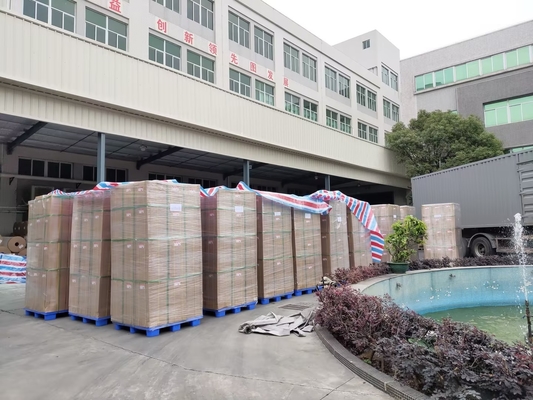 เปลี่ยนแปลงการบรรจุกล่องของคุณด้วยฟิล์มกระจก Eco-Metalized นวัตกรรมที่เป็นมิตรต่อสิ่งแวดล้อมสําหรับการบรรจุที่ยั่งยืน