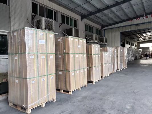 30MICRON ฟิล์มละเมินทางความร้อนที่มีการผูกพันทางความร้อนอย่างถาวร และพื้นผิวเรียบ เพื่อป้องกันการกัดขีดข่วนอย่างแข็งแรง