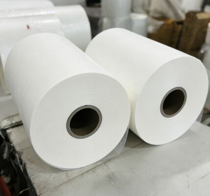 17-45 ไมครอน ความหนา Matte Lamination Film ด้วยการรักษาโคโรนาด้านสองและความทนทานต่อน้ํา UV สําหรับการป้องกันการพิมพ์