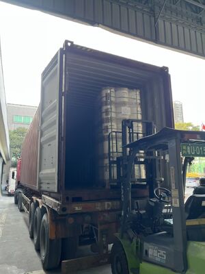 ผนัง PET โลหะที่มีความทนทานต่อความร้อนถึง 110 °C, พื้นผิวสะท้อนแสงเรียบ และมีความทนทานต่อสารเคมีสําหรับบรรจุและการผสม