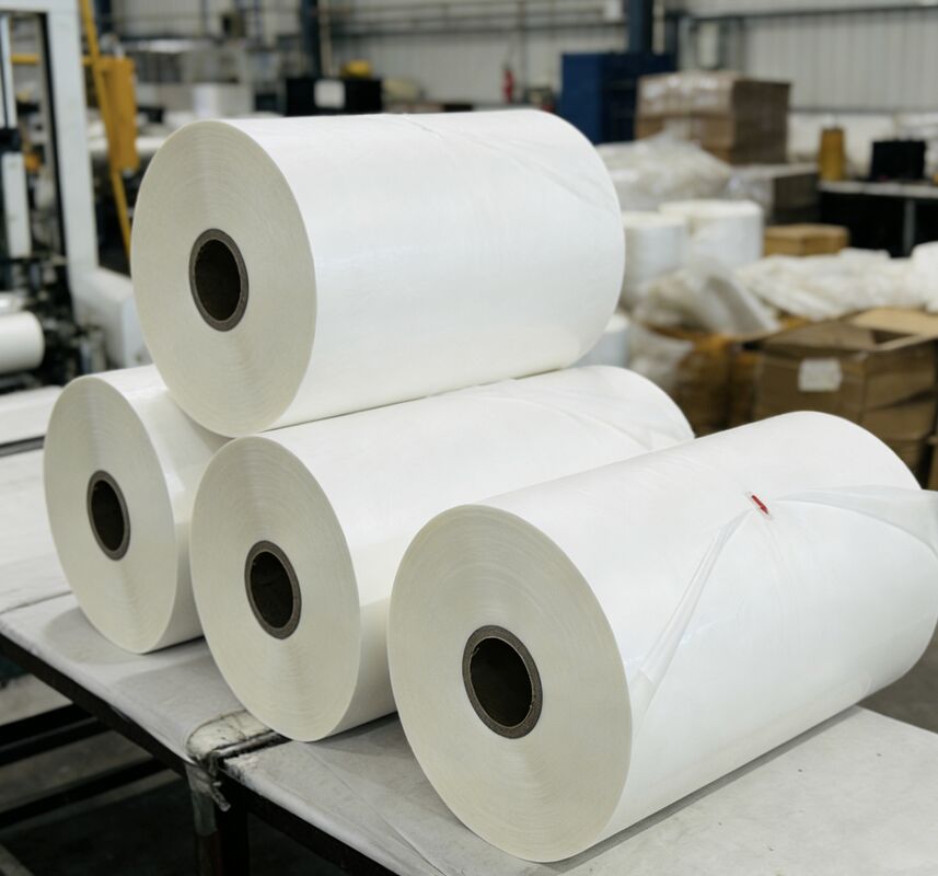 ฟิล์มละเมินเมทพรีเมี่ยมที่มีการรักษาโคโรน่าสองด้านมากกว่า 42 ไดน์และความหนา 17-45 ไมครอนสําหรับการละเมินทางอุณหภูมิ